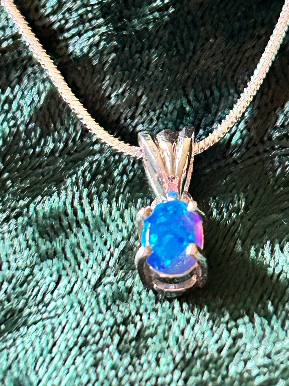 925 Sterling Silver Blue Fire Opal Solitaire Necklace 16" New